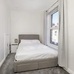 Dom wakacyjny 4 Bedroom House Close To Walmgate Bar Sleeps 7